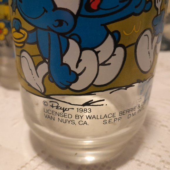 Vintage 1983 Peyo Smurfs Drinking Glasses - Set of 6 - Picture 8 of 8